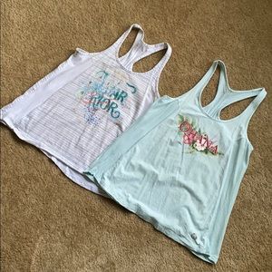 Raw Threads flowy tanks size small - lot of 2